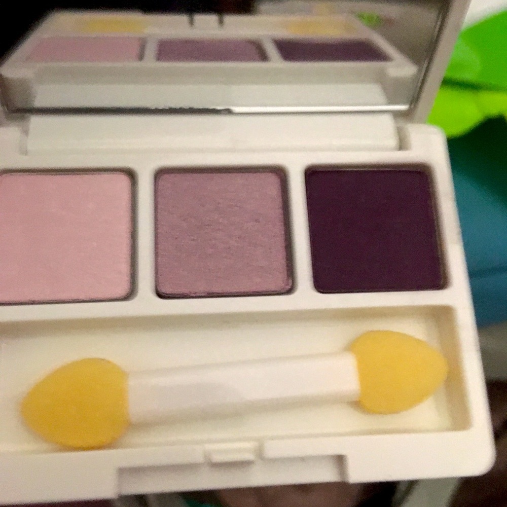 Clinique eyeshadow three in one